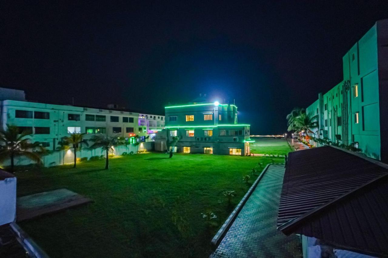 Silver Sand Eco Resort !! Beachfront !! With Biggest Pool And Huge Open Area !! Ideal For Weddings !! Couple Friendly !! Mandarmani Ngoại thất bức ảnh