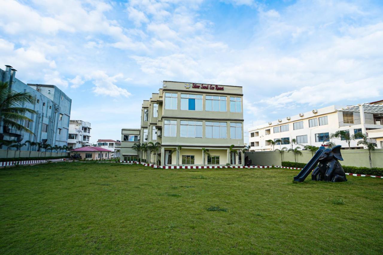 Silver Sand Eco Resort !! Beachfront !! With Biggest Pool And Huge Open Area !! Ideal For Weddings !! Couple Friendly !! Mandarmani Ngoại thất bức ảnh