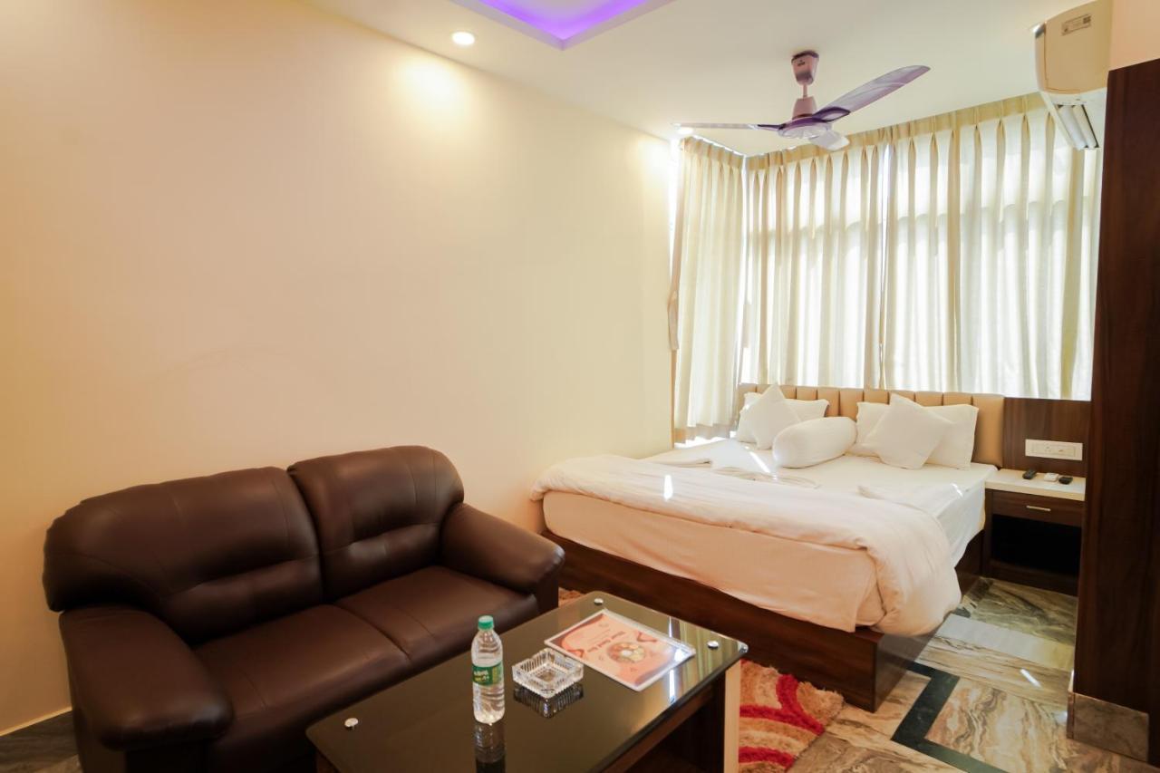 Silver Sand Eco Resort !! Beachfront !! With Biggest Pool And Huge Open Area !! Ideal For Weddings !! Couple Friendly !! Mandarmani Ngoại thất bức ảnh
