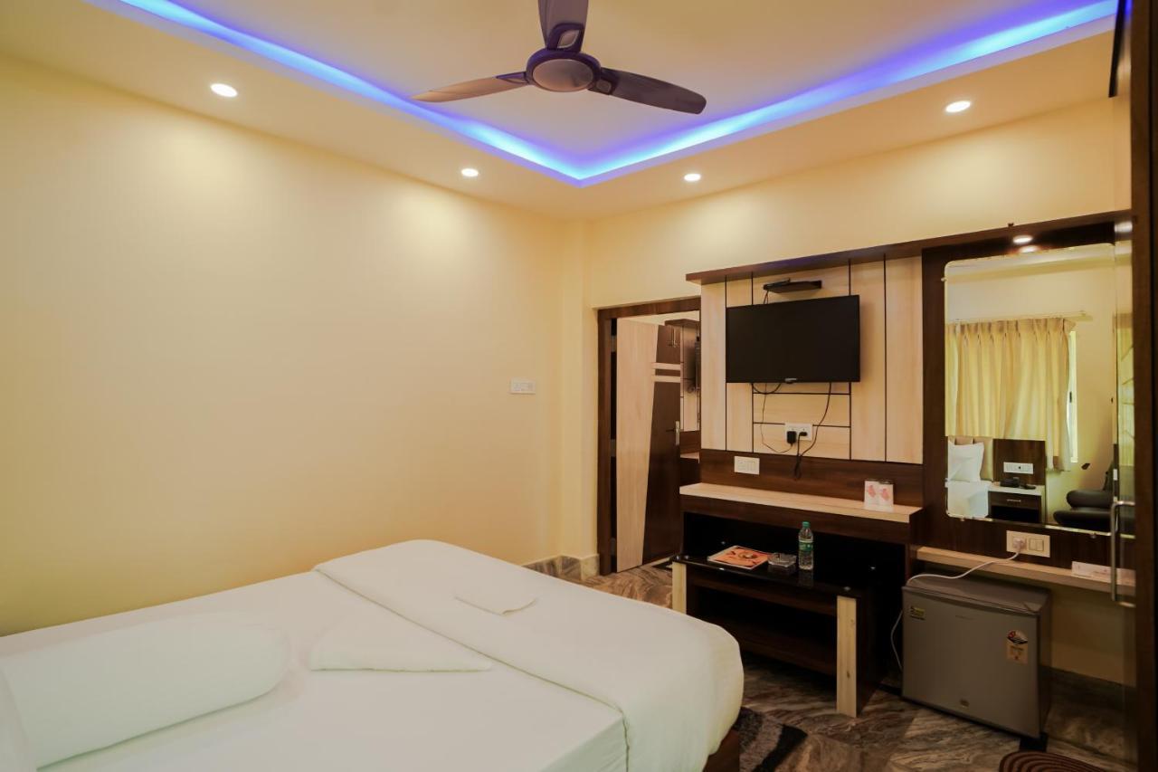Silver Sand Eco Resort !! Beachfront !! With Biggest Pool And Huge Open Area !! Ideal For Weddings !! Couple Friendly !! Mandarmani Ngoại thất bức ảnh