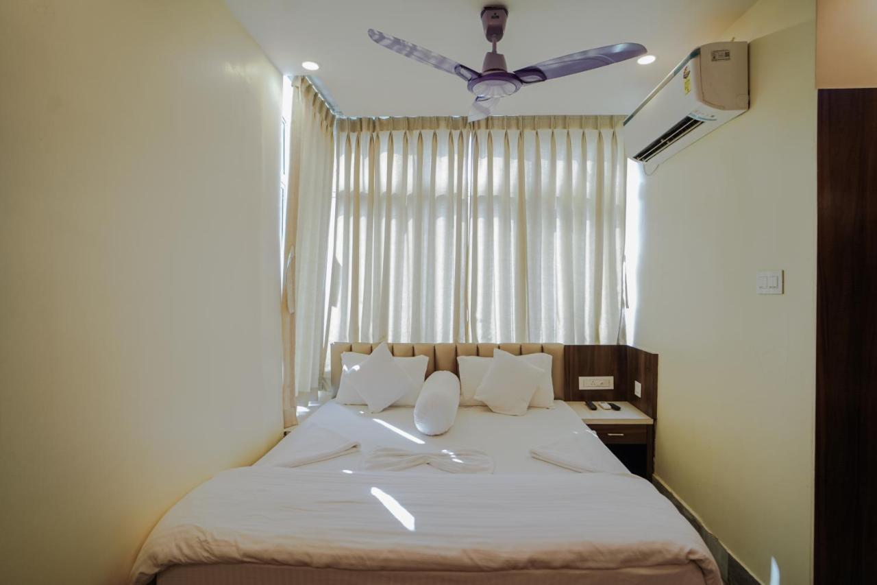 Silver Sand Eco Resort !! Beachfront !! With Biggest Pool And Huge Open Area !! Ideal For Weddings !! Couple Friendly !! Mandarmani Ngoại thất bức ảnh