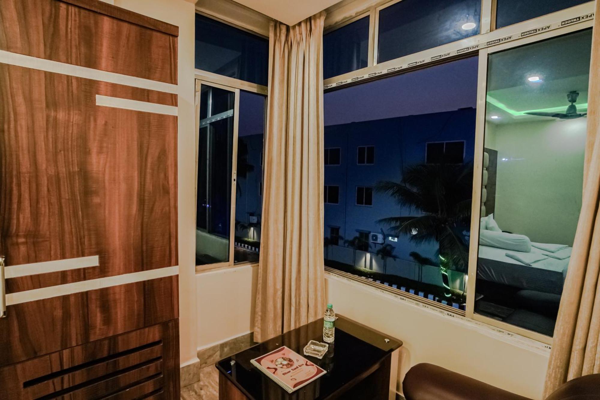 Silver Sand Eco Resort !! Beachfront !! With Biggest Pool And Huge Open Area !! Ideal For Weddings !! Couple Friendly !! Mandarmani Ngoại thất bức ảnh