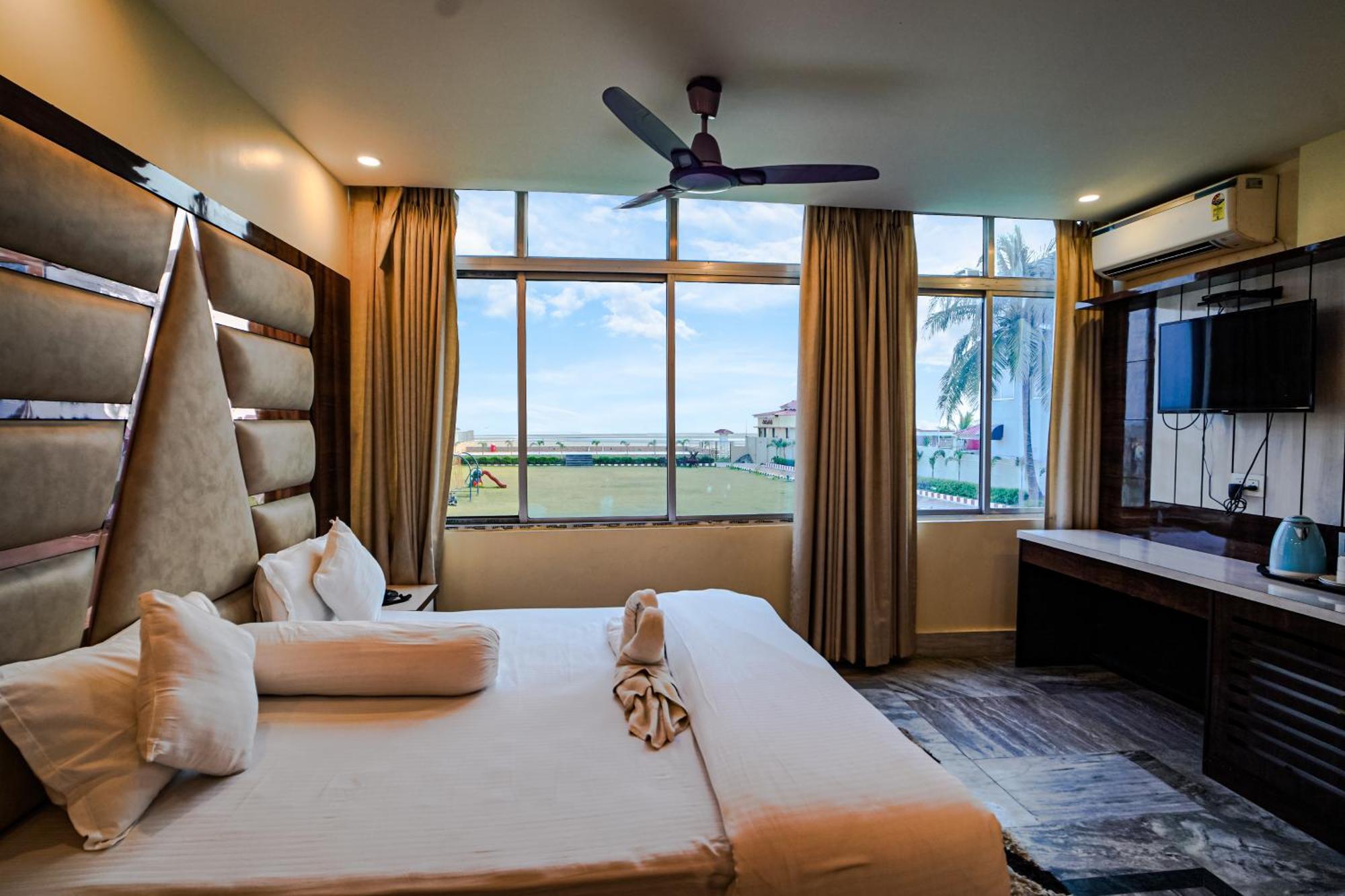 Silver Sand Eco Resort !! Beachfront !! With Biggest Pool And Huge Open Area !! Ideal For Weddings !! Couple Friendly !! Mandarmani Ngoại thất bức ảnh